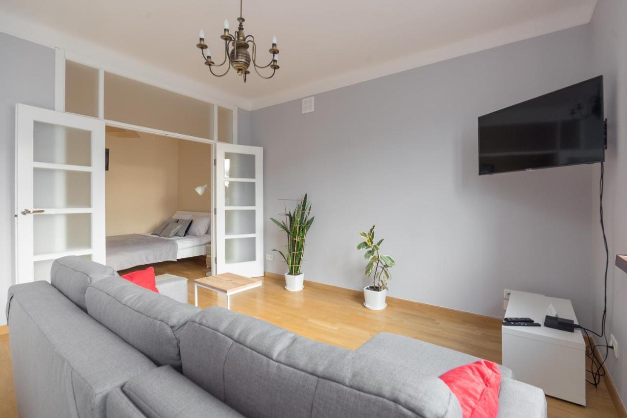 Metro Raclawicka Red Apartment Varsovia Exterior foto
