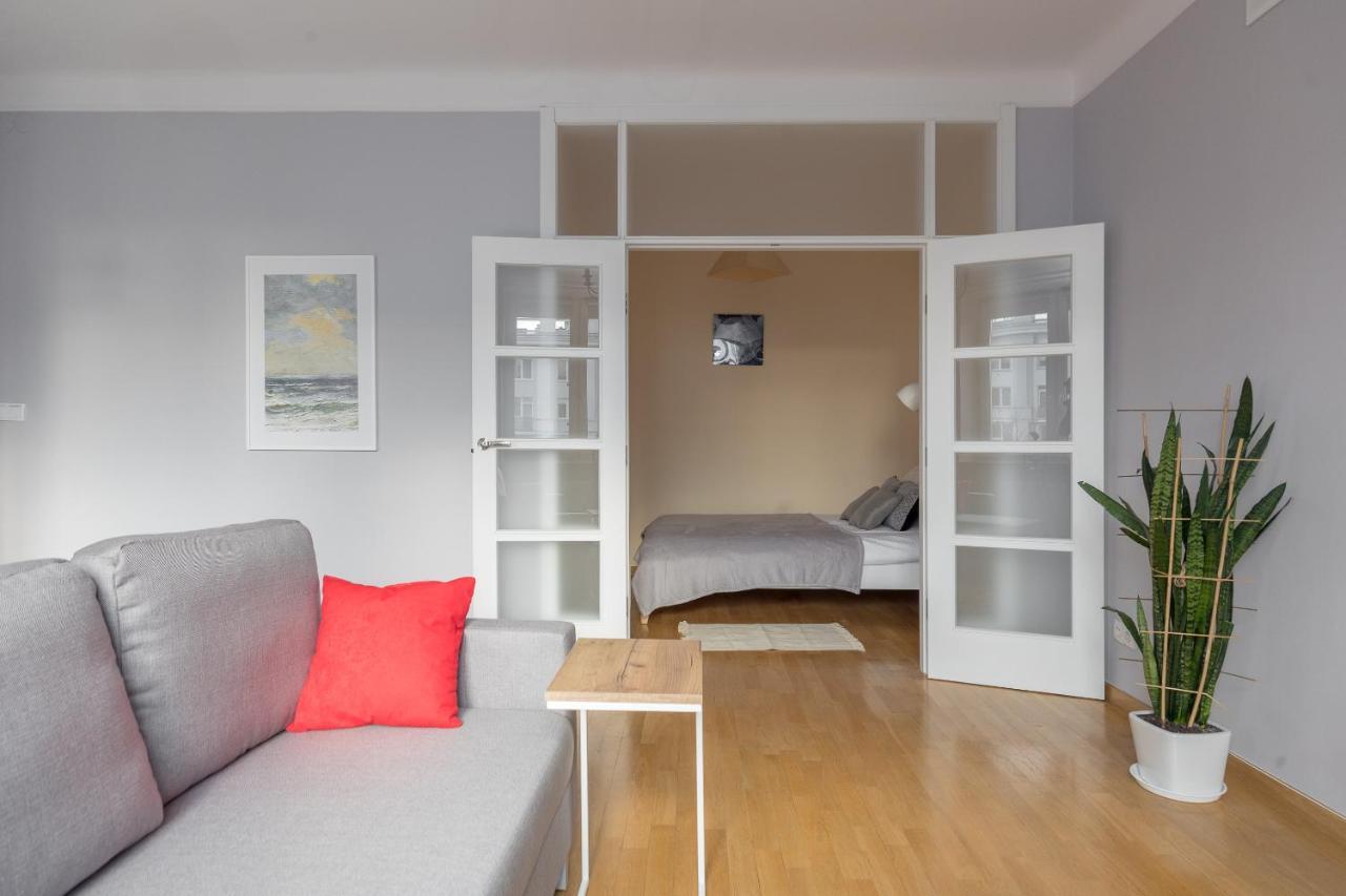 Metro Raclawicka Red Apartment Varsovia Exterior foto